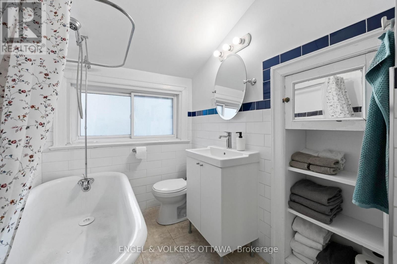 18 CLARENDON AVENUE Image 30