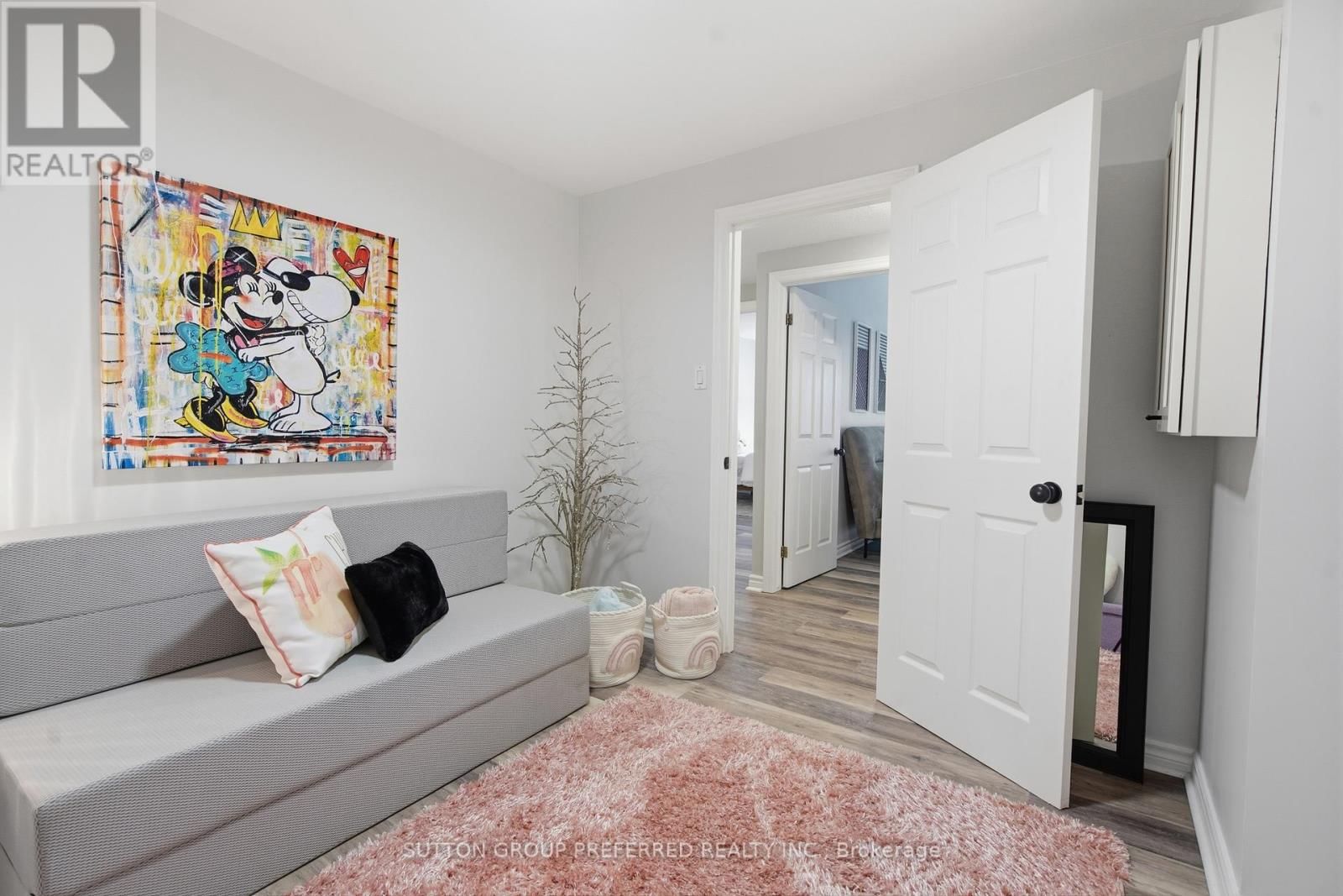 310 - 250 SYDENHAM STREET Image 27