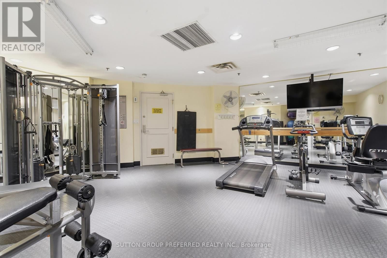 310 - 250 SYDENHAM STREET Image 48