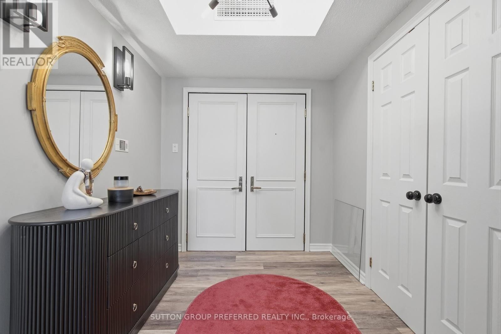 310 - 250 SYDENHAM STREET Image 7