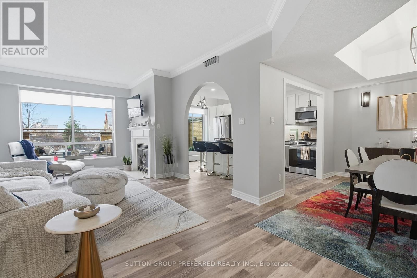 310 - 250 SYDENHAM STREET Image 8