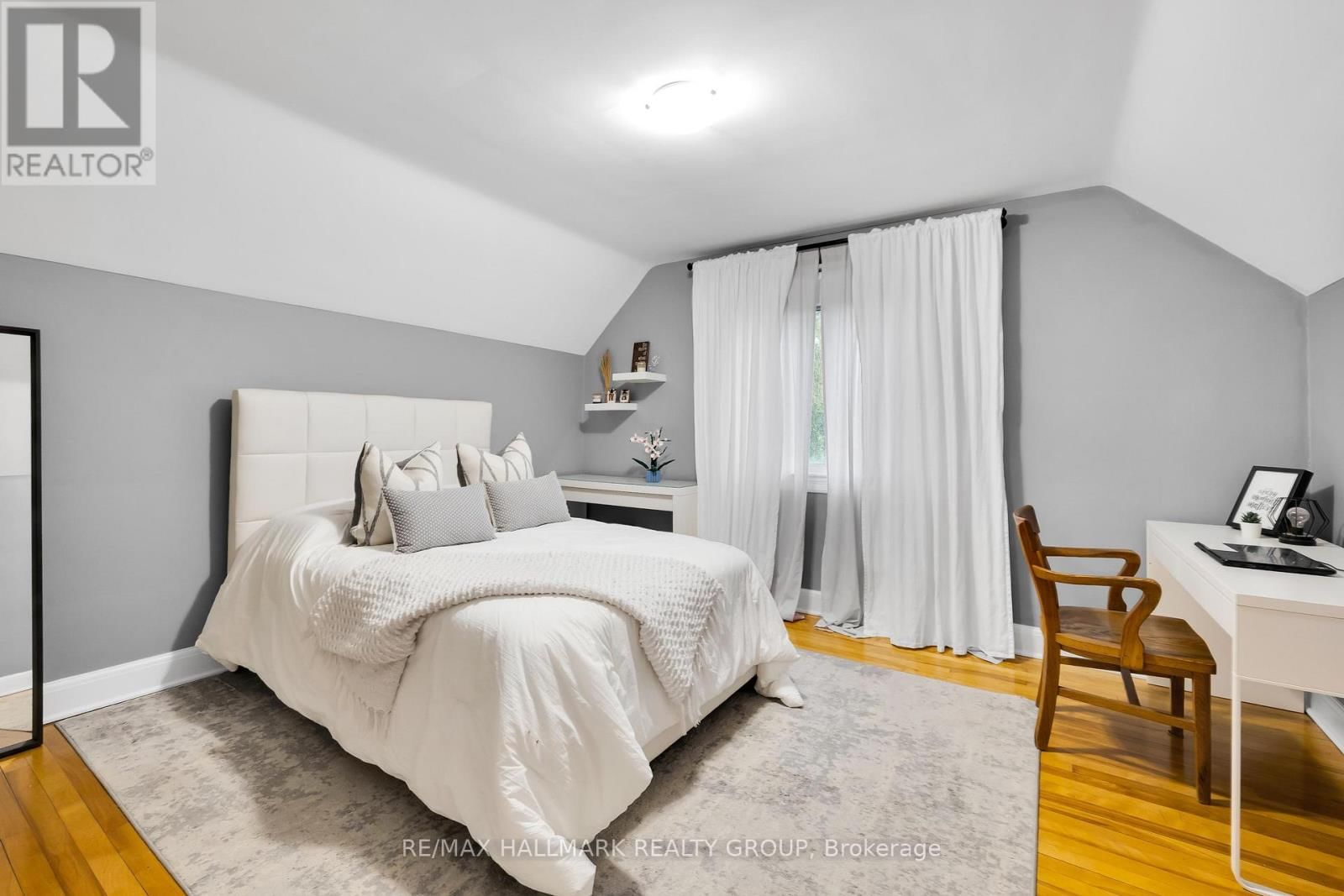 448 BRENNAN AVENUE Image 20