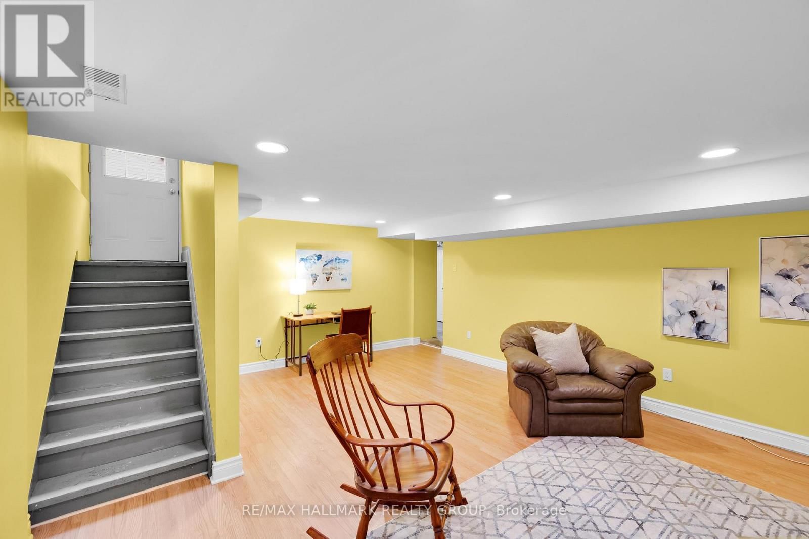 448 BRENNAN AVENUE Image 26