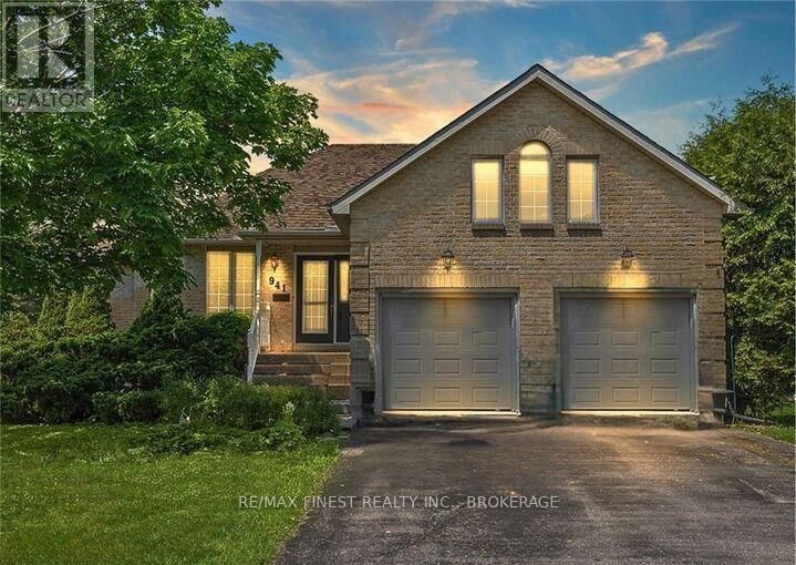 941 MALVERN TERRACE Image 1