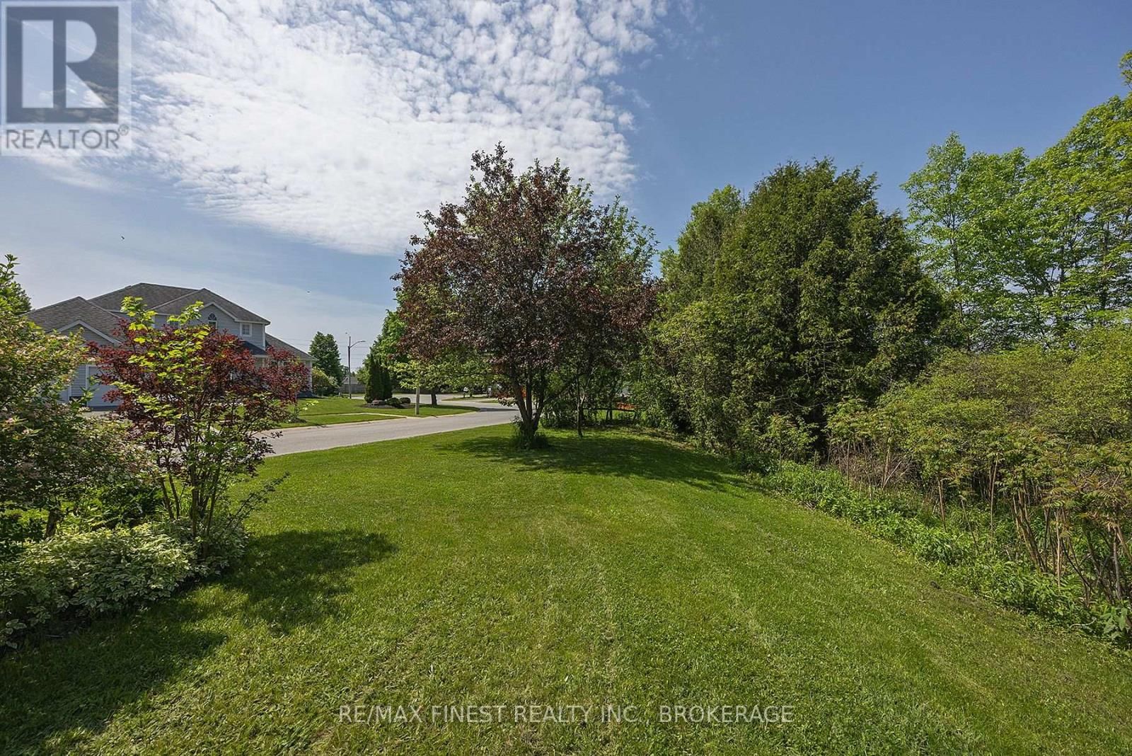 941 MALVERN TERRACE Image 45