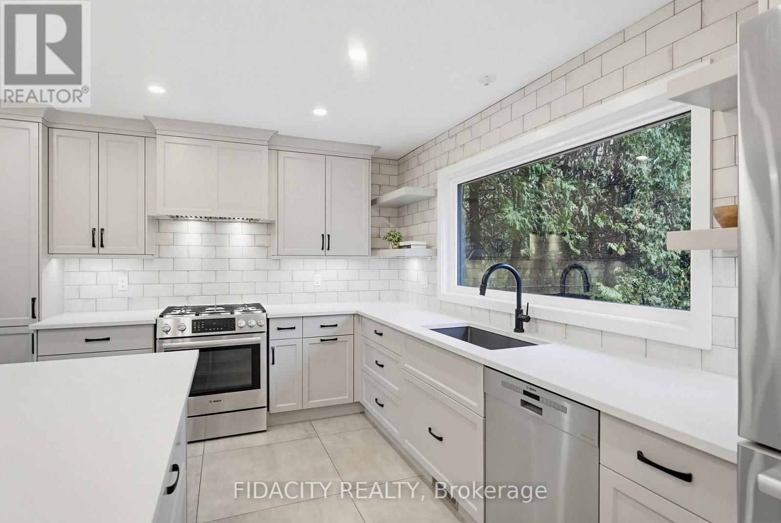 7 GAGNON COURT Image 15