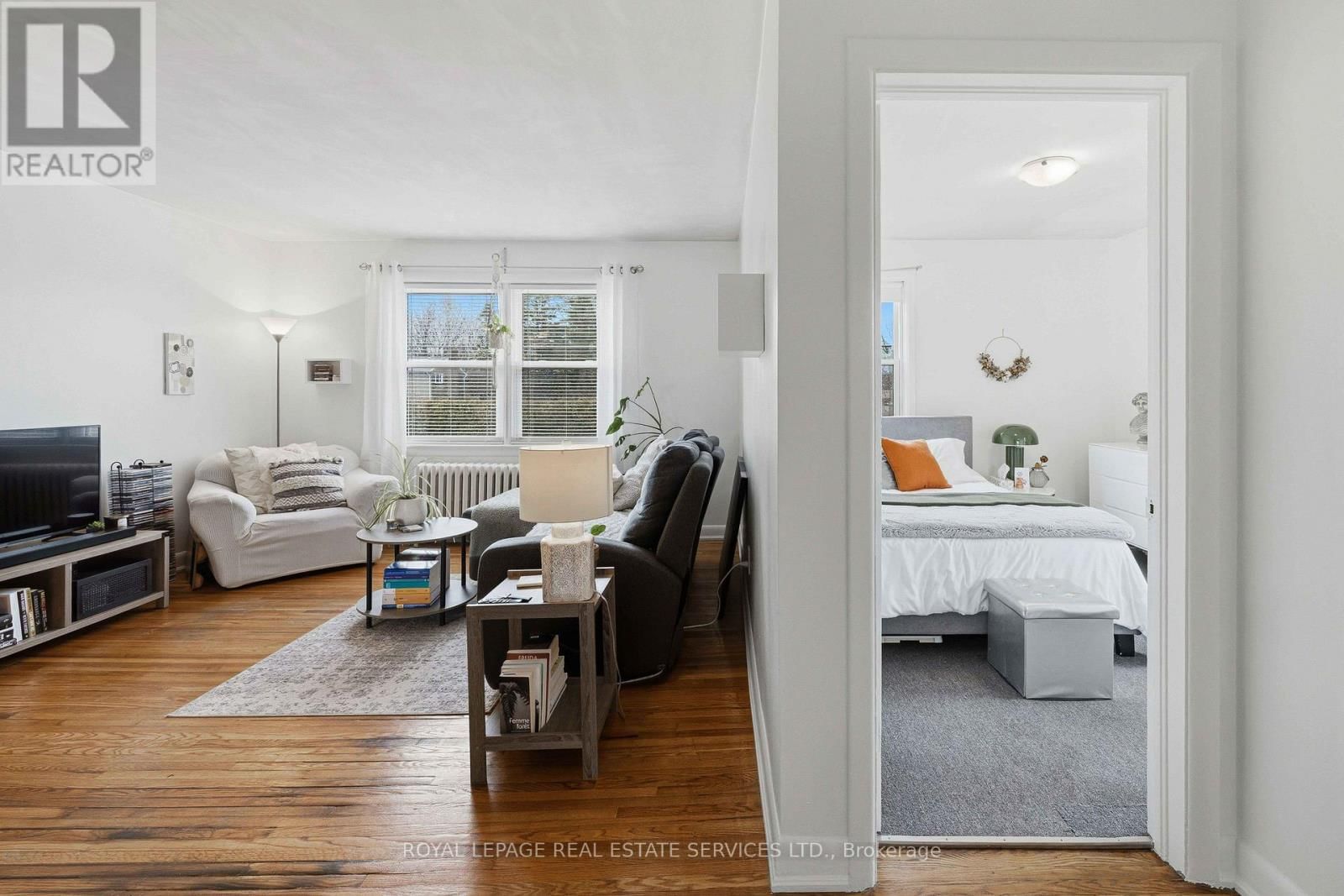 1028 JOHNSON STREET Image 11