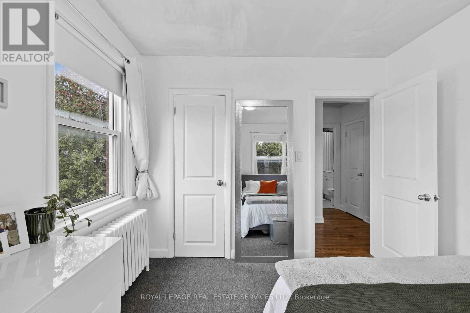 1028 JOHNSON STREET Image 13