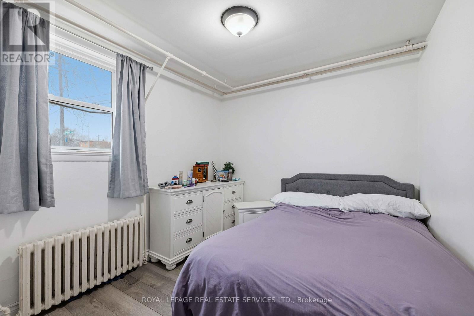 1028 JOHNSON STREET Image 26