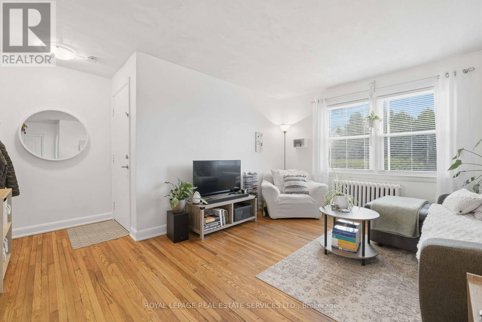 1028 JOHNSON STREET Image 4