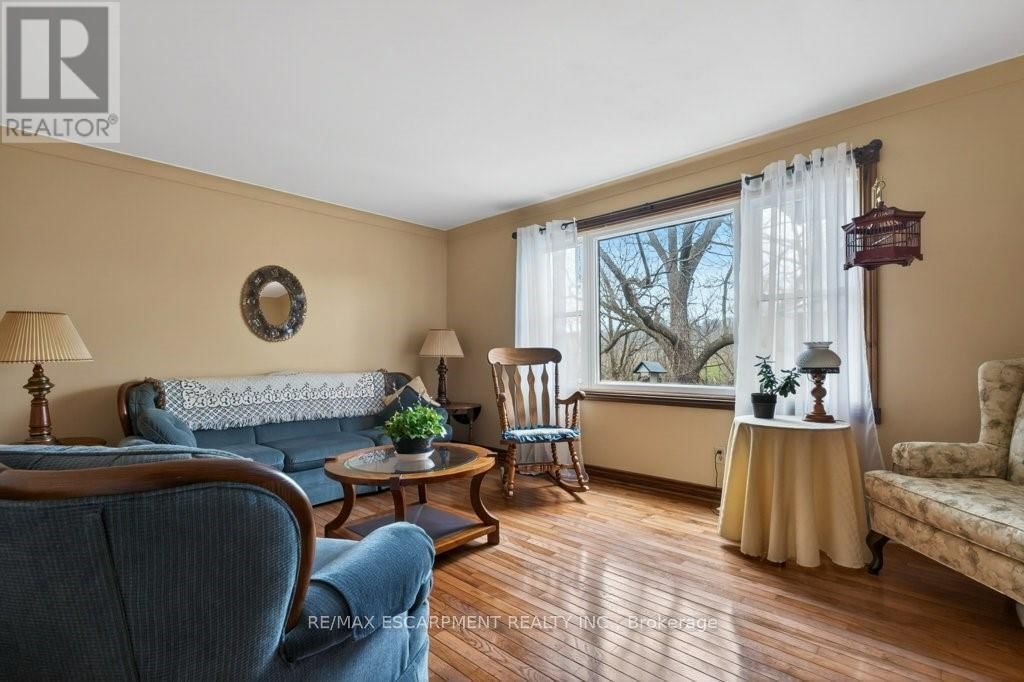 3378 JOHNSON STREET Image 12