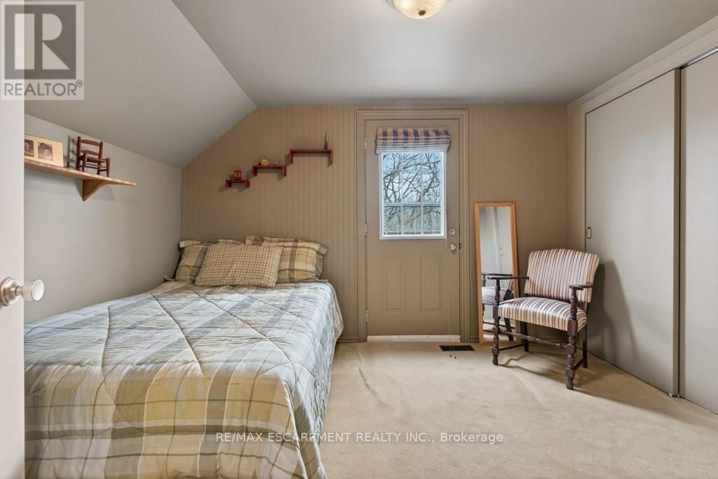 3378 JOHNSON STREET Image 18