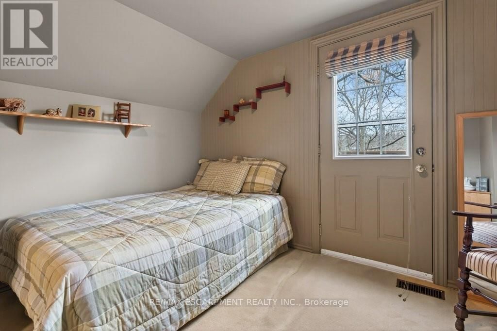 3378 JOHNSON STREET Image 19