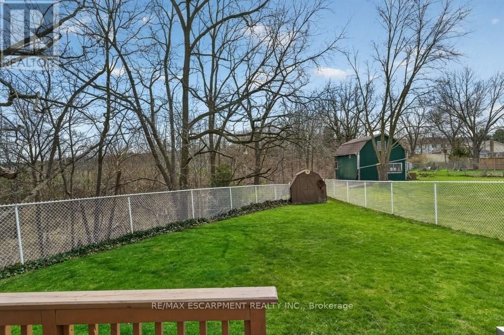 3378 JOHNSON STREET Image 42