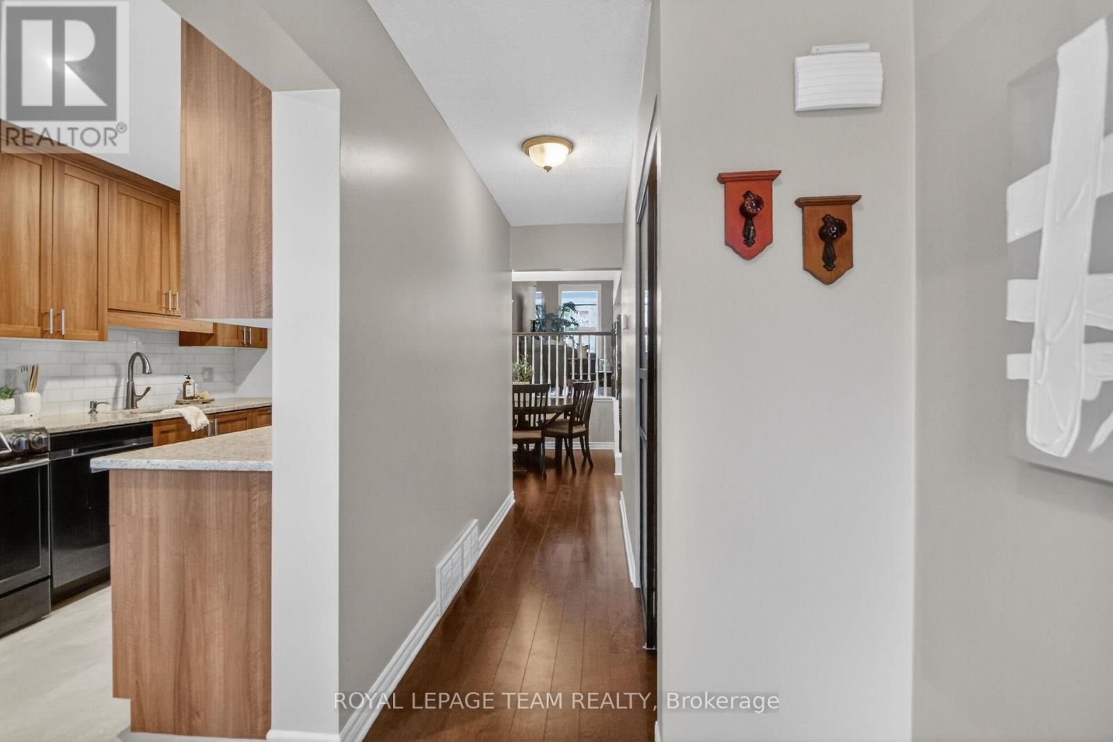 8 GOWRIE DRIVE Image 5