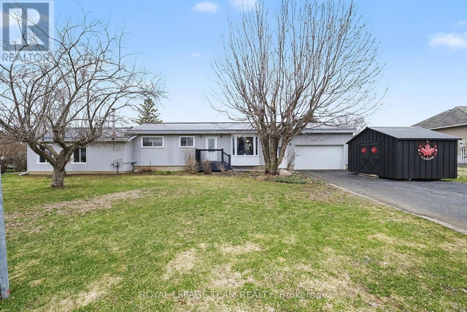 3041 BRIDGE STREET Image 2