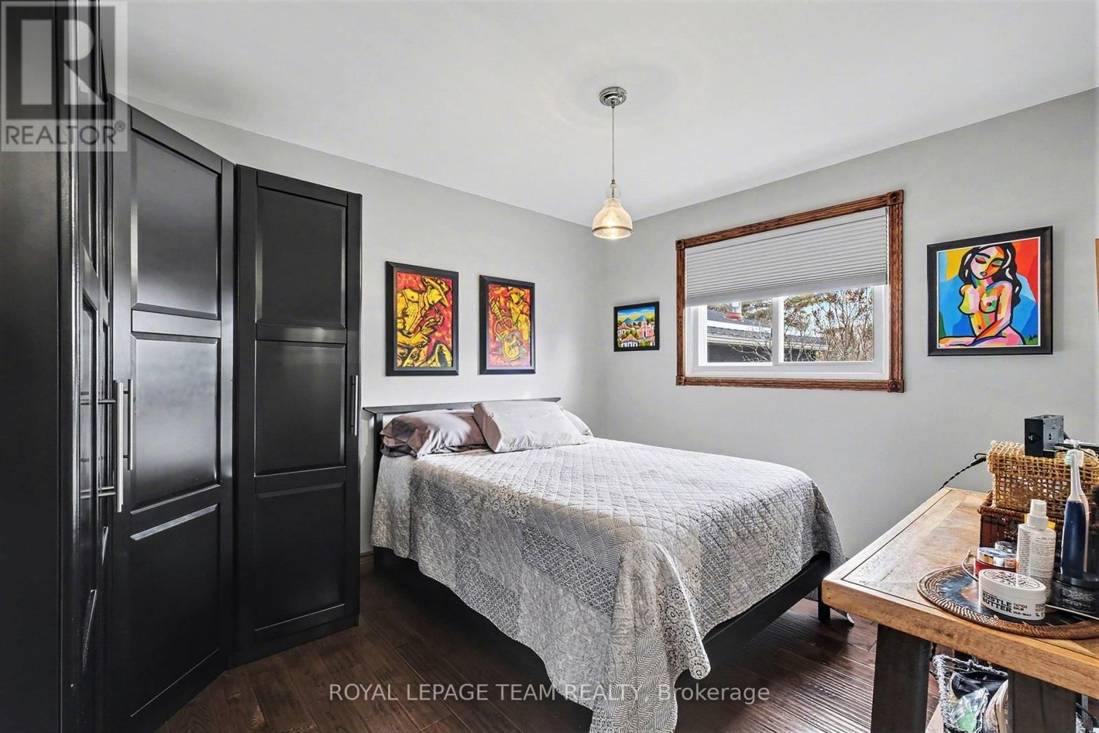 3041 BRIDGE STREET Image 21