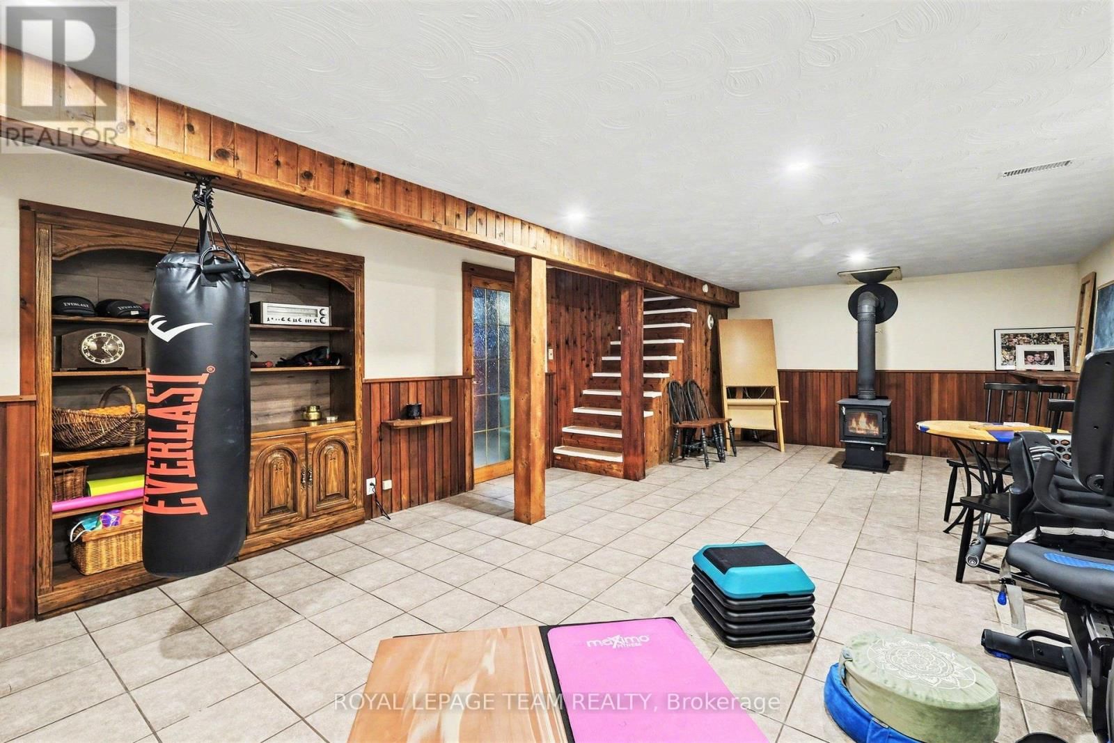 3041 BRIDGE STREET Image 27