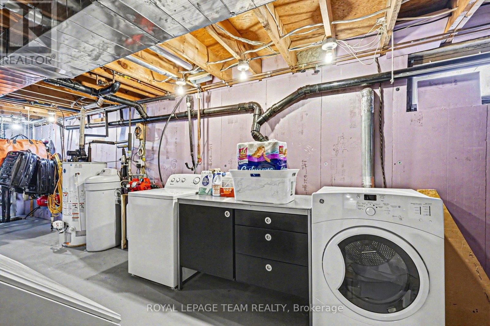 3041 BRIDGE STREET Image 29