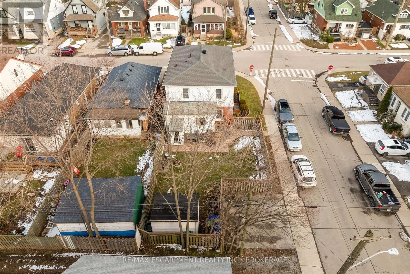 121 EDGEMONT STREET NORTH Image 47