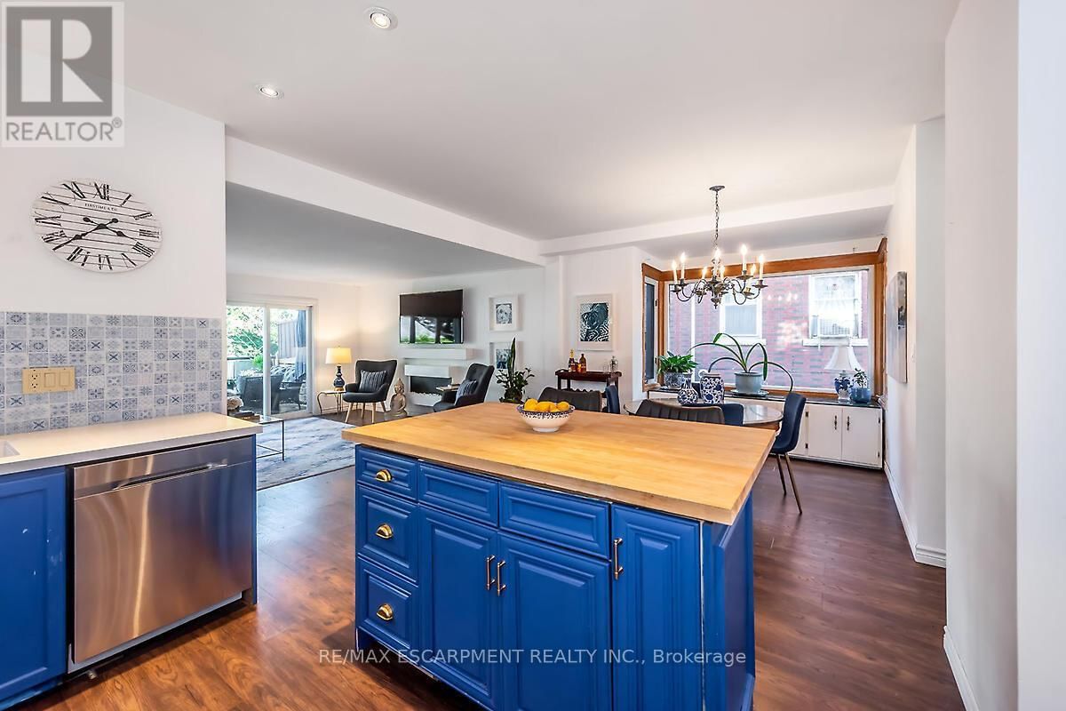 219 ST. CLAIR BOULEVARD Image 7