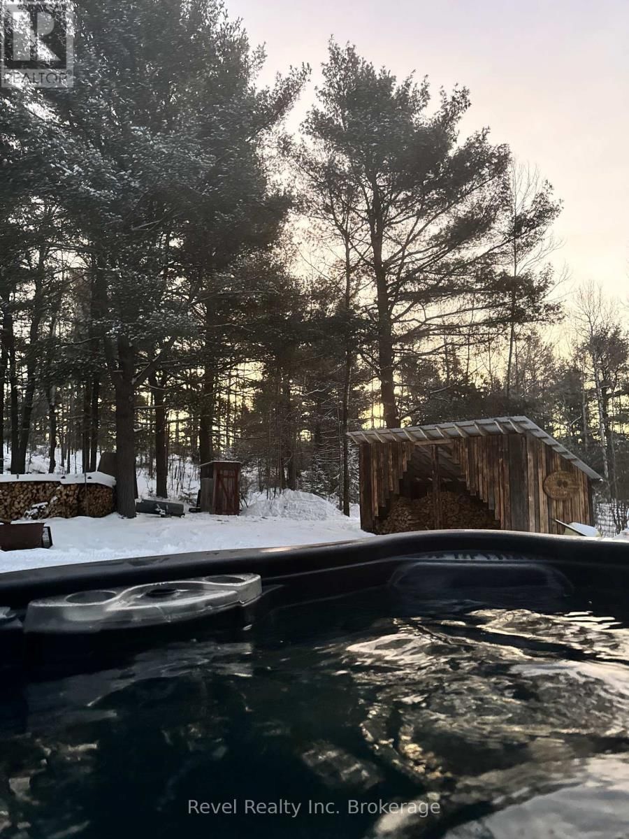 375 DUBUC ROAD Image 4