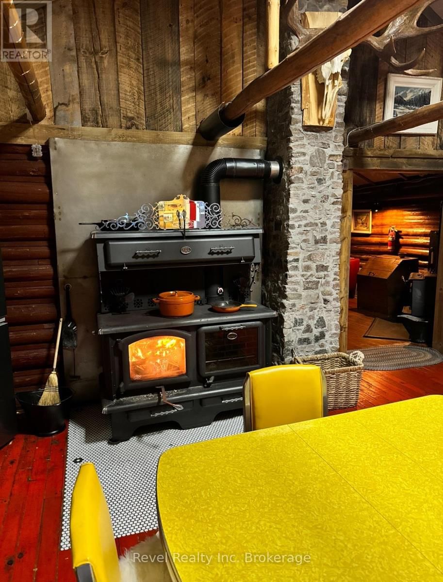 375 DUBUC ROAD Image 6