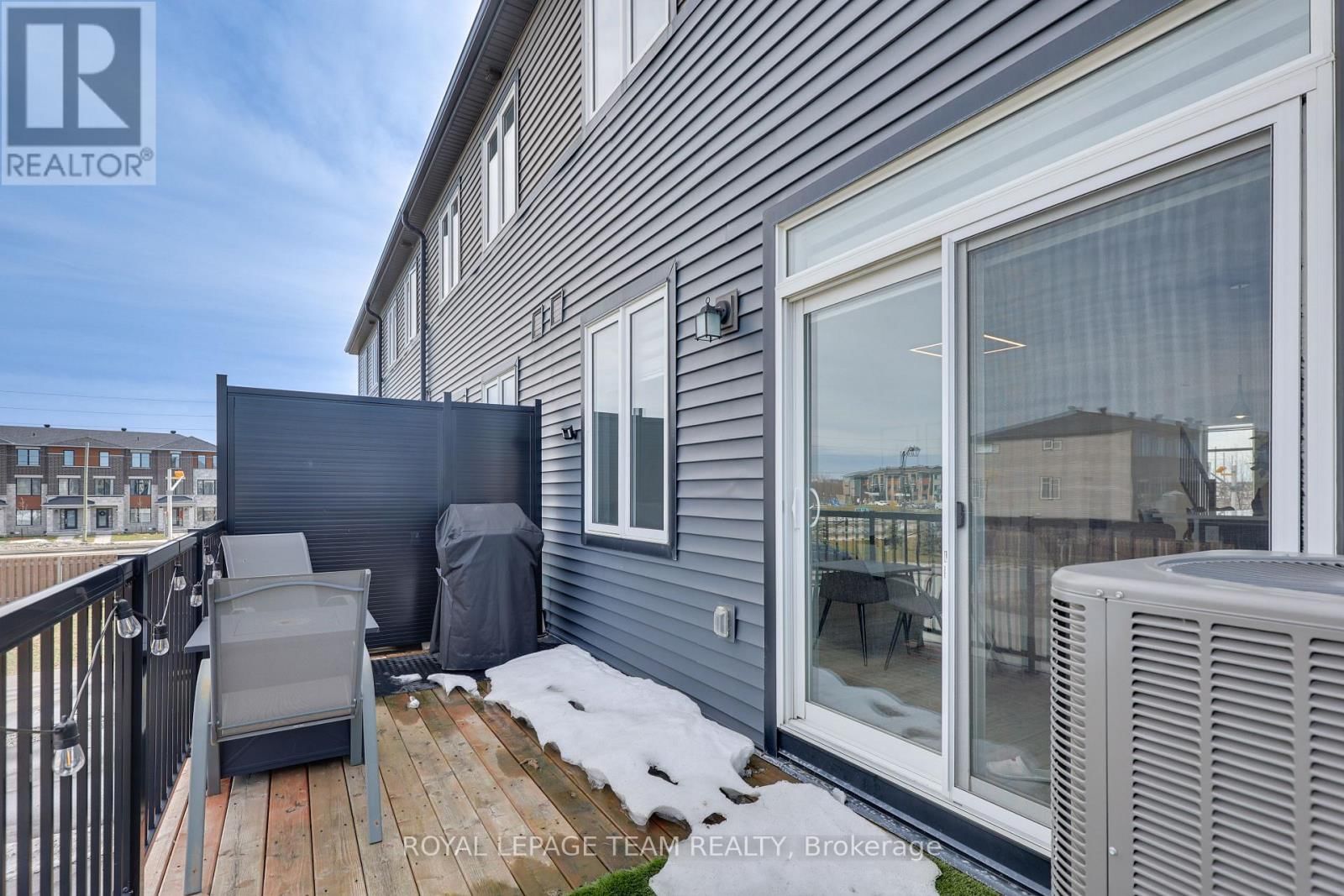 1140 SPEEDVALE COURT Image 40