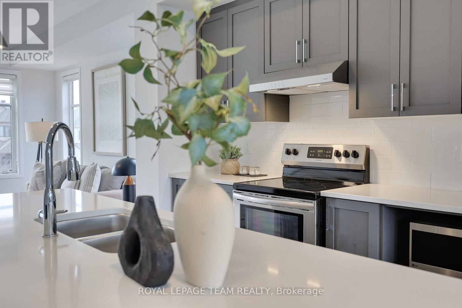 1140 SPEEDVALE COURT Image 47