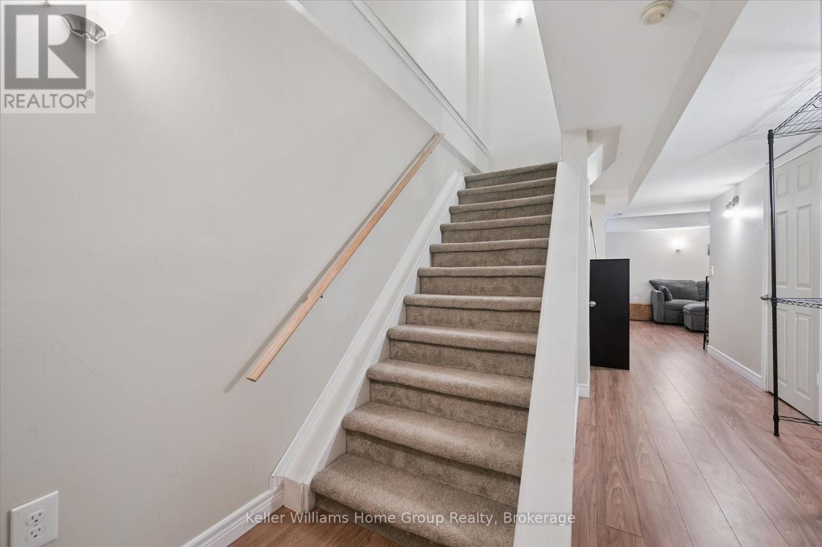 706 DENNY GATE Image 31