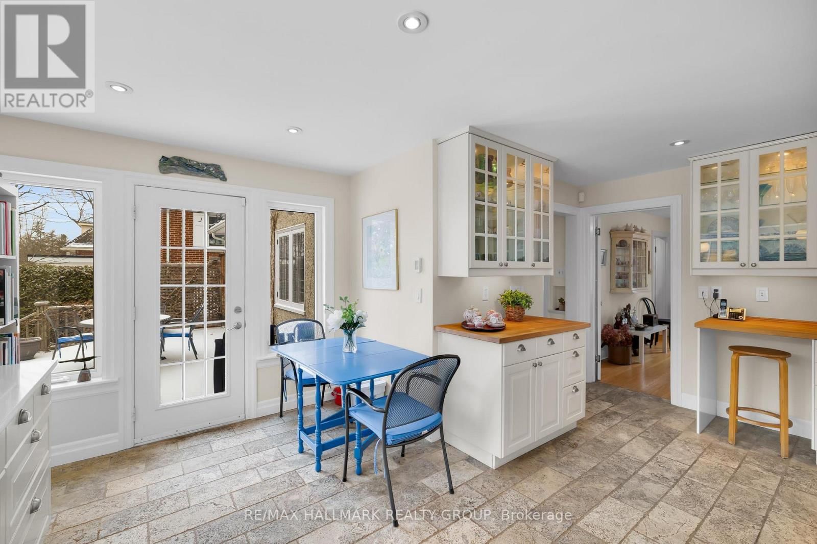 248 OLD IRVING PLACE Image 13