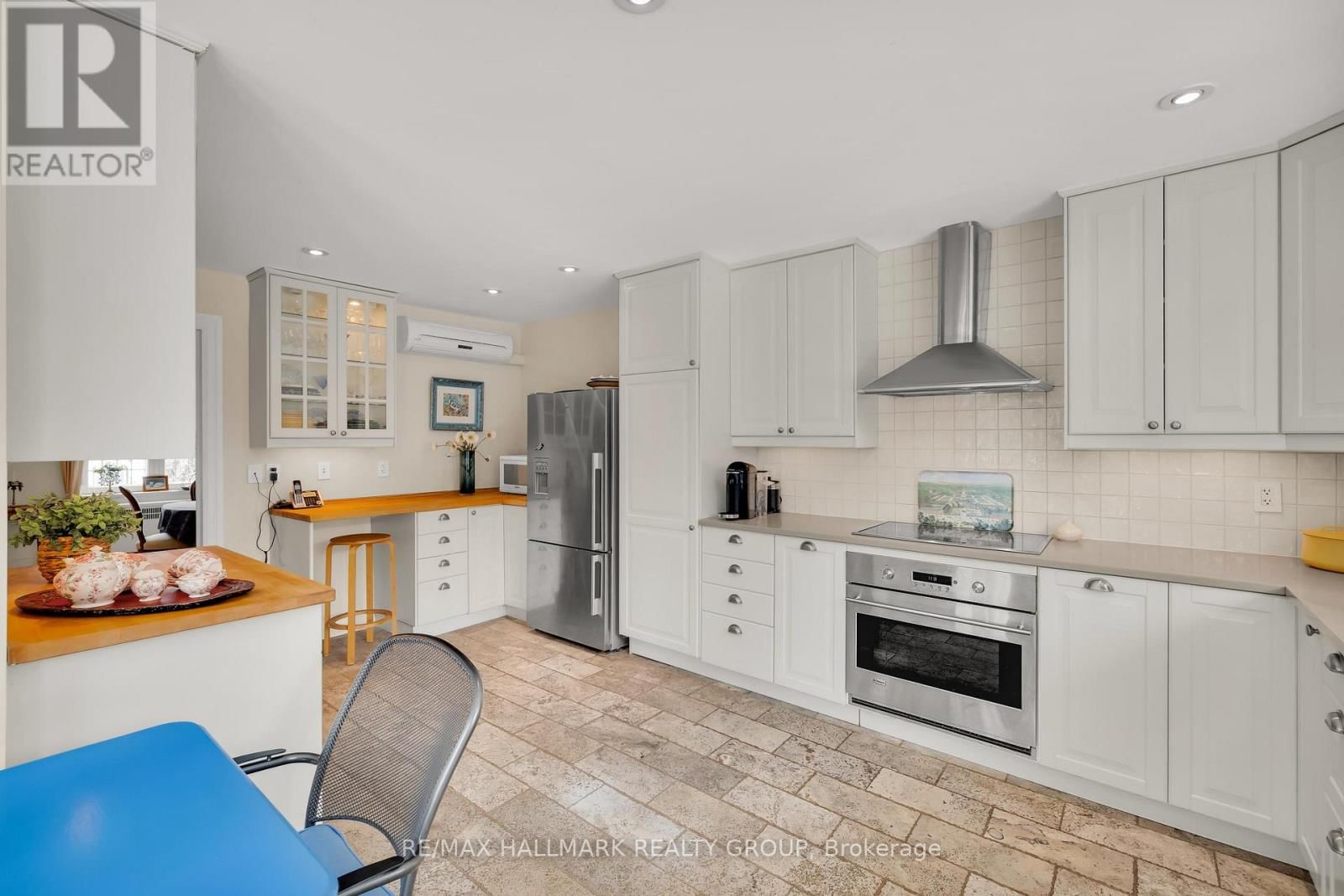 248 OLD IRVING PLACE Image 14