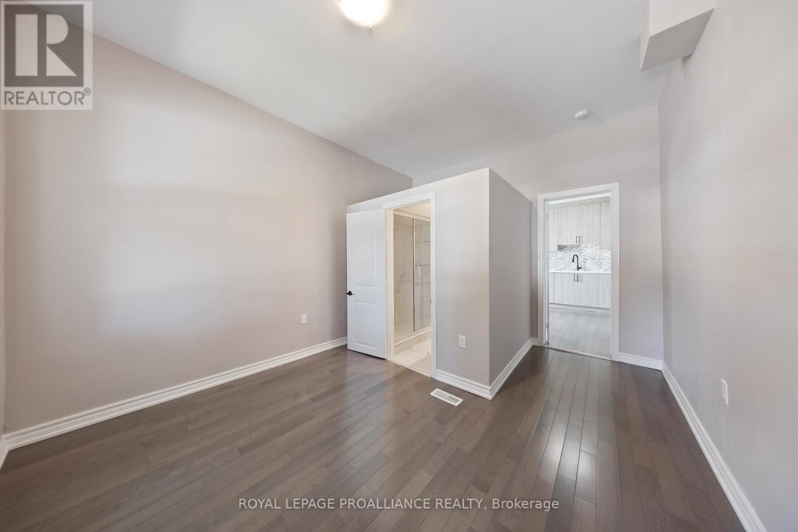 141 ONTARIO STREET Image 16