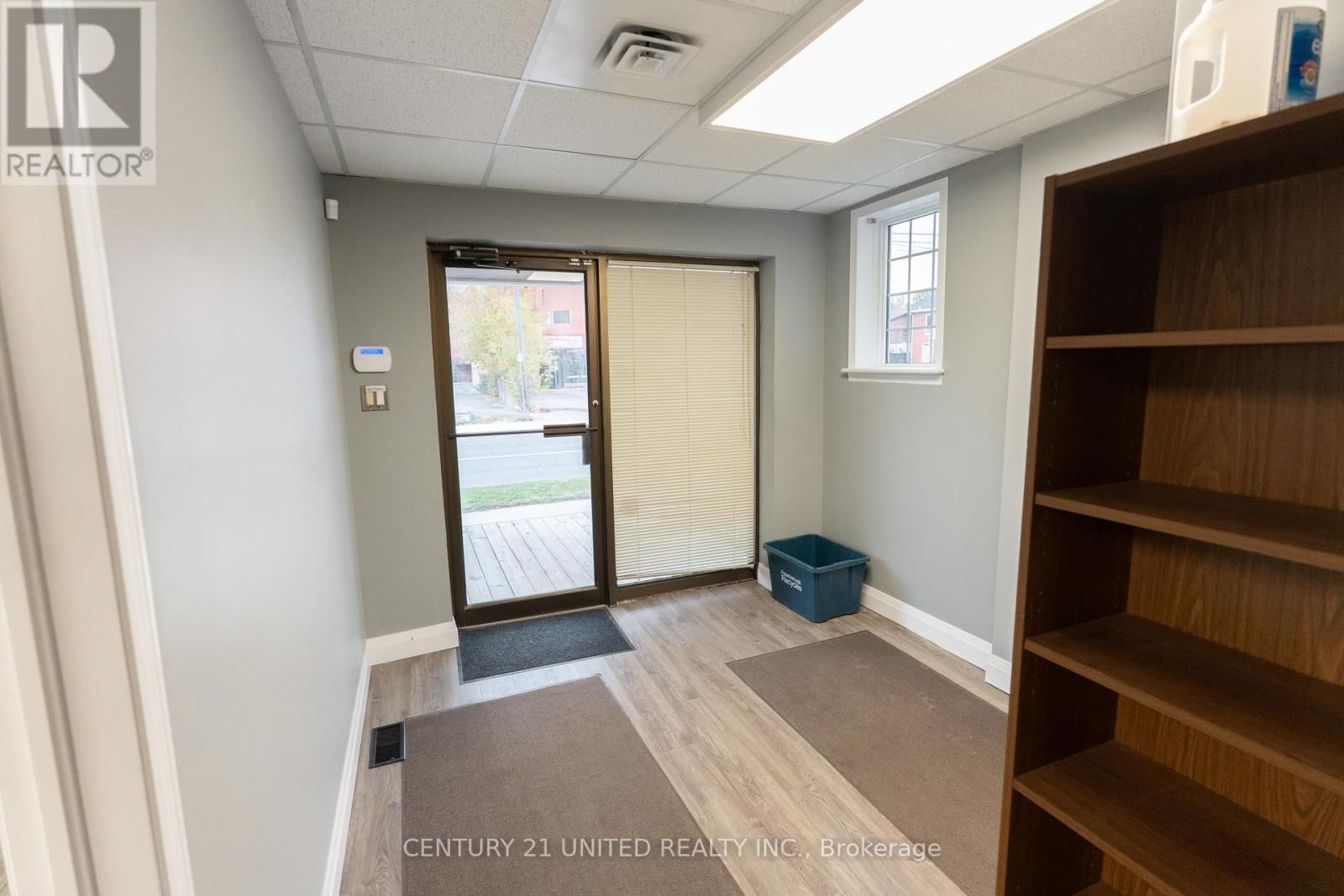 310 RUBIDGE STREET Image 5