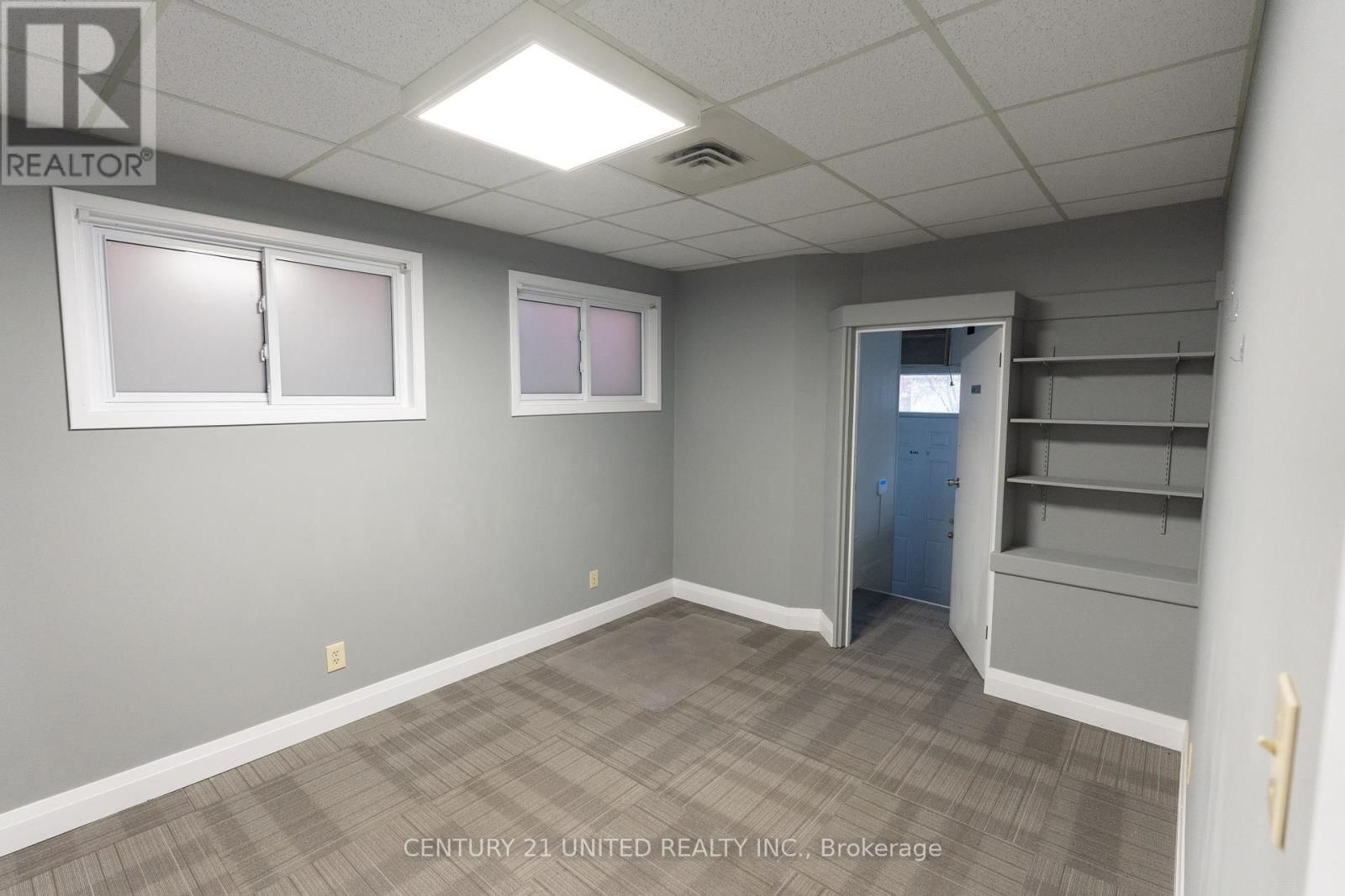 310 RUBIDGE STREET Image 8