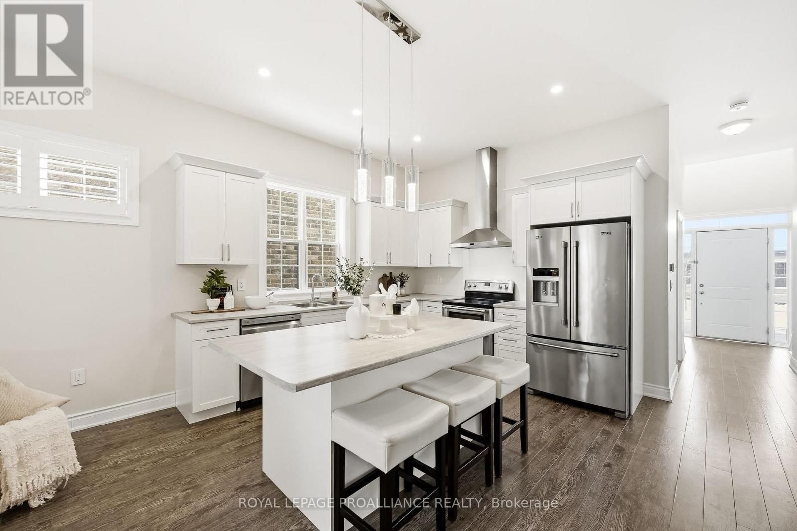 710 ELMER HUTTON STREET Image 11