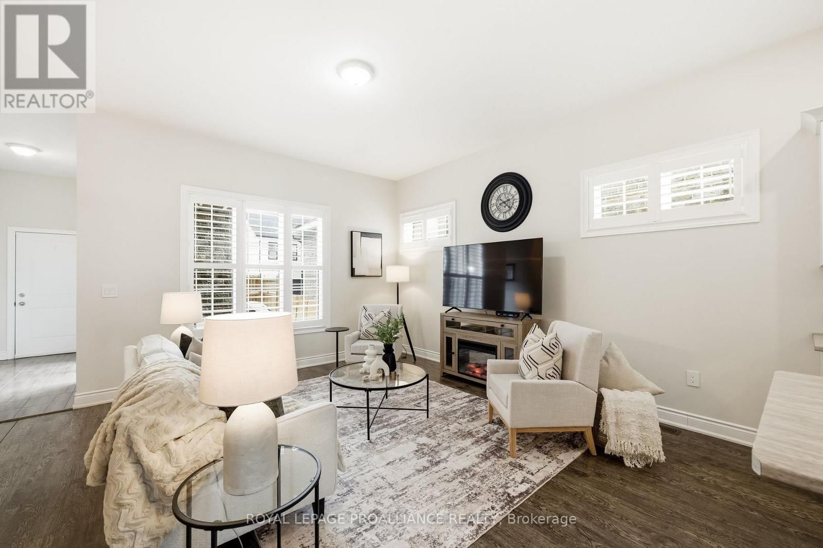 710 ELMER HUTTON STREET Image 12