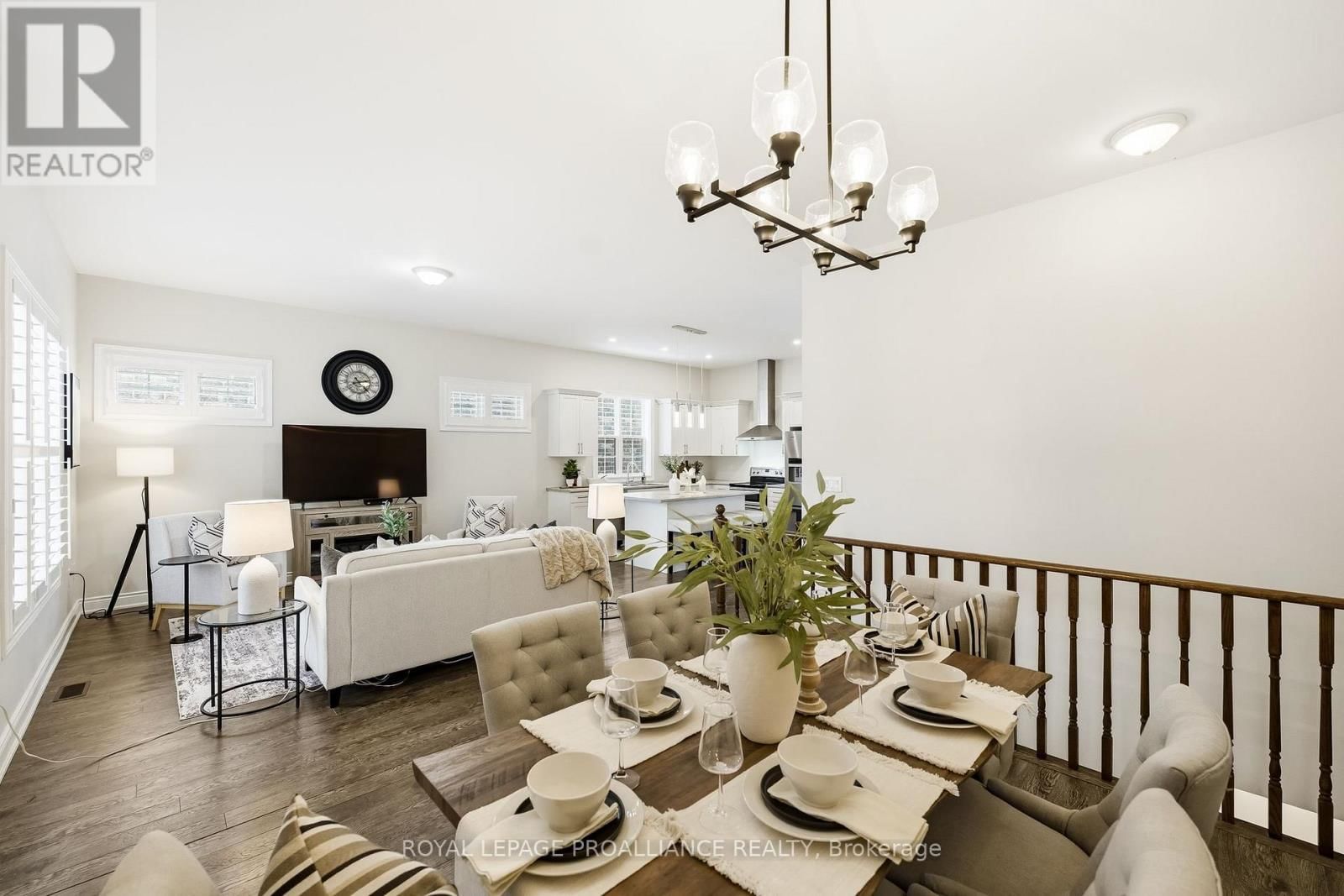 710 ELMER HUTTON STREET Image 17