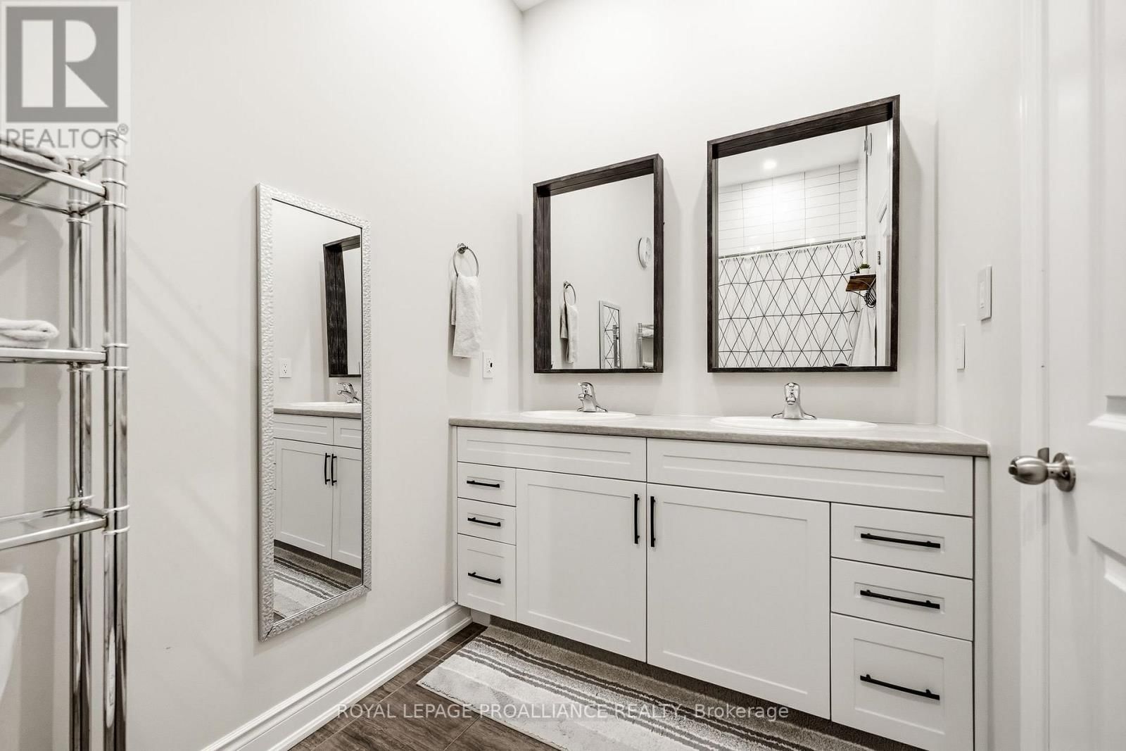 710 ELMER HUTTON STREET Image 21