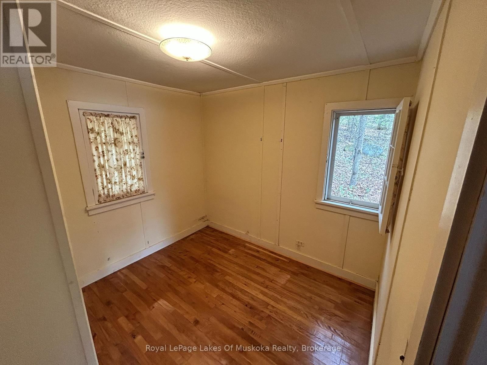 1091 NORTH TOOKE LAKE ROAD Image 17