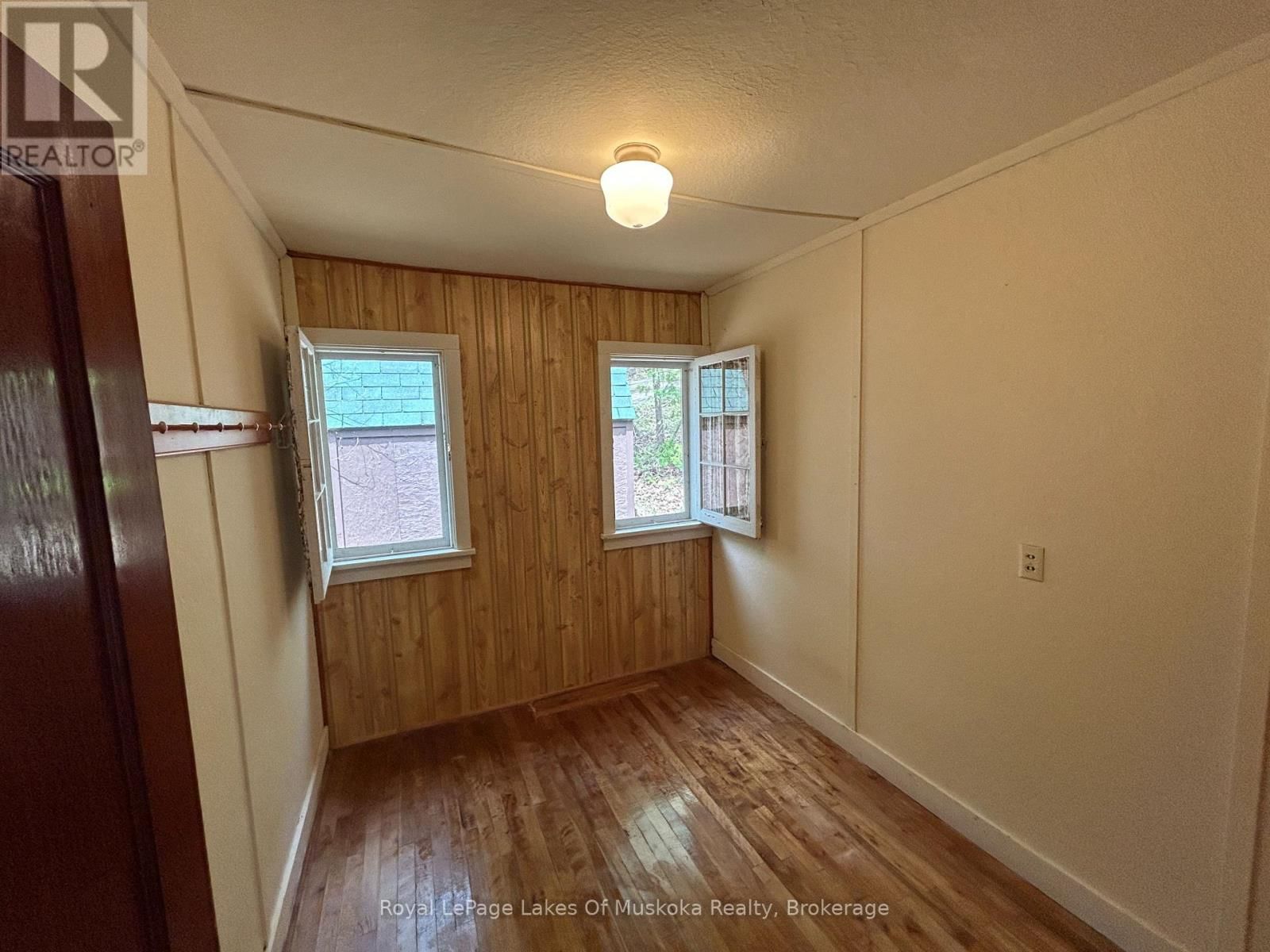 1091 NORTH TOOKE LAKE ROAD Image 18