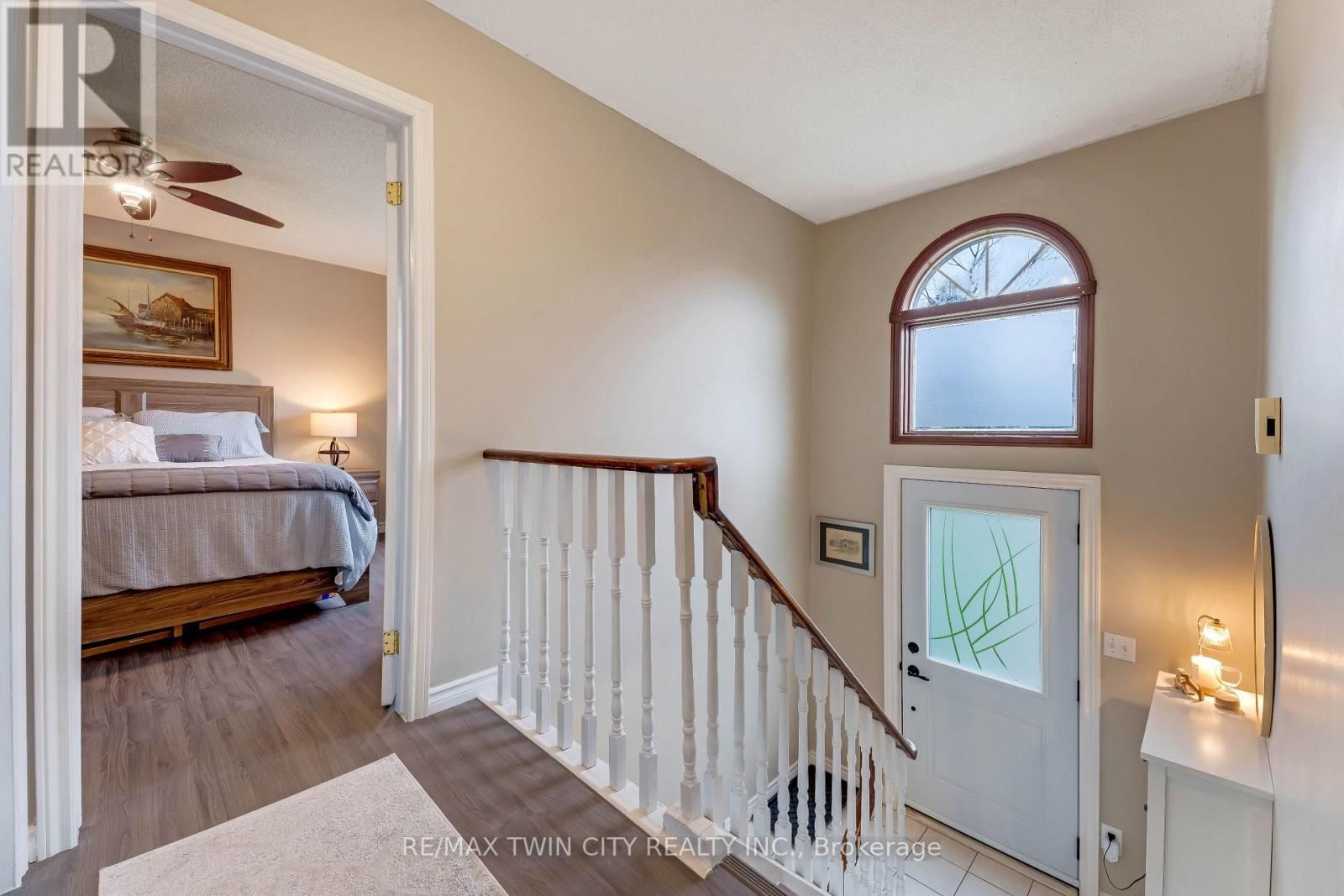 99 CANROBERT STREET Image 14