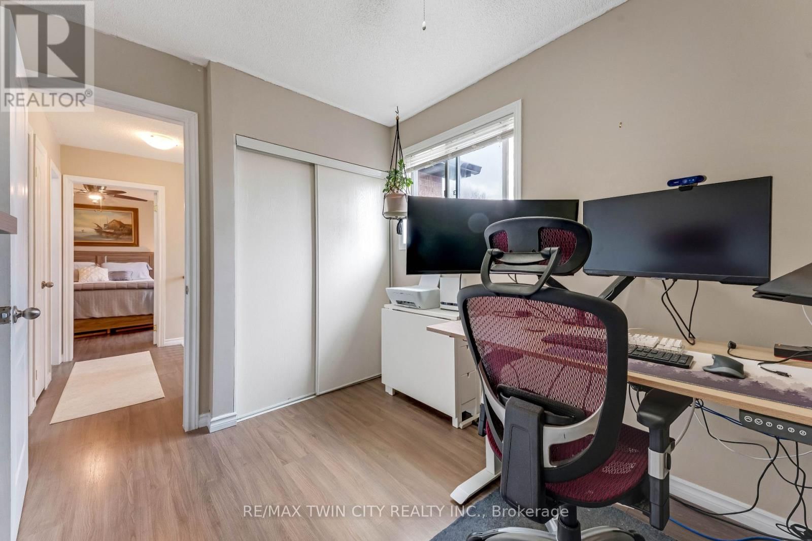 99 CANROBERT STREET Image 16