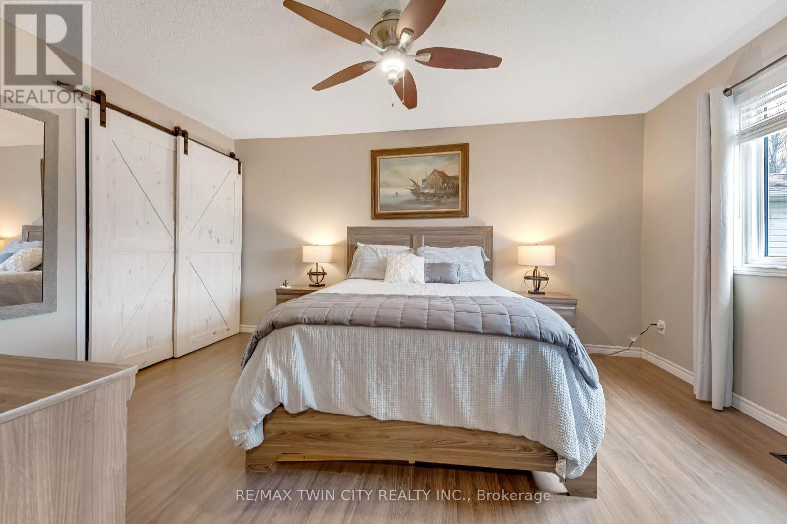 99 CANROBERT STREET Image 22