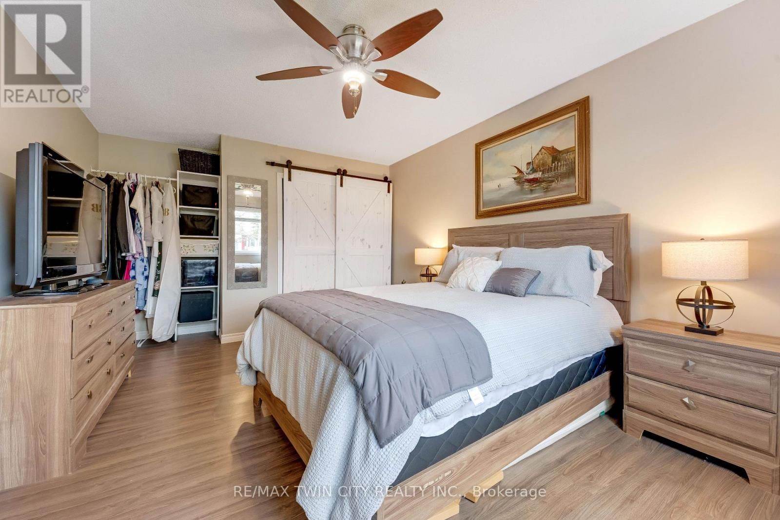 99 CANROBERT STREET Image 23