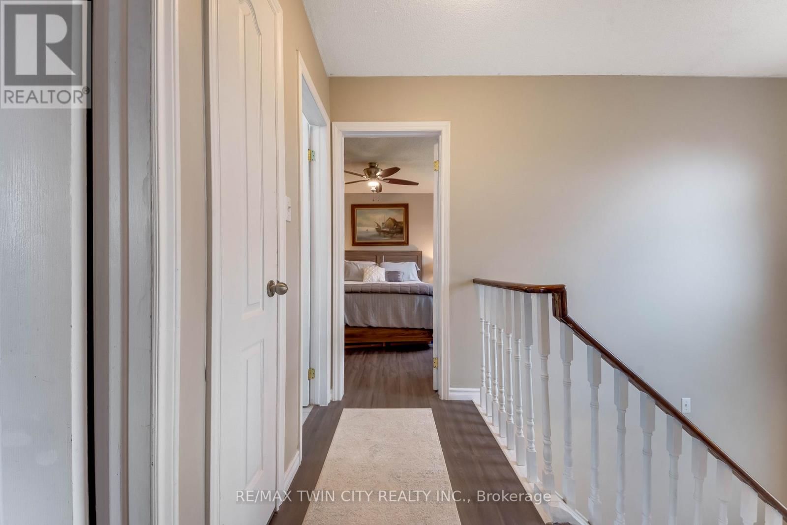 99 CANROBERT STREET Image 28