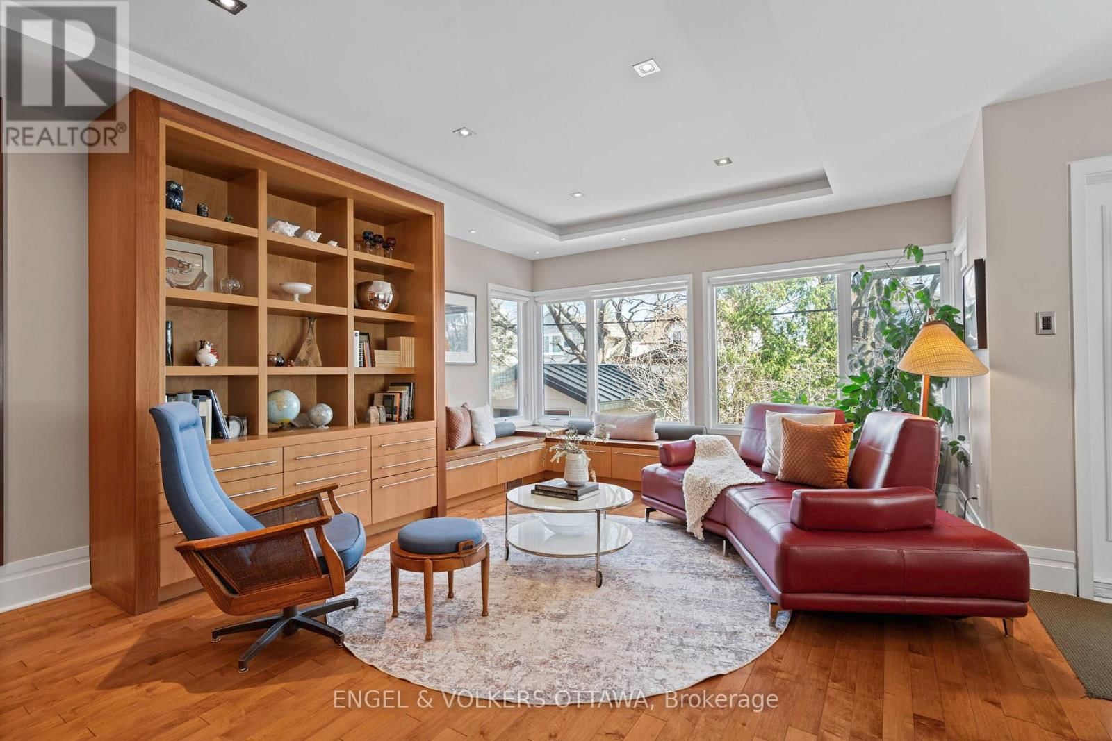 93 GILCHRIST AVENUE Image 10