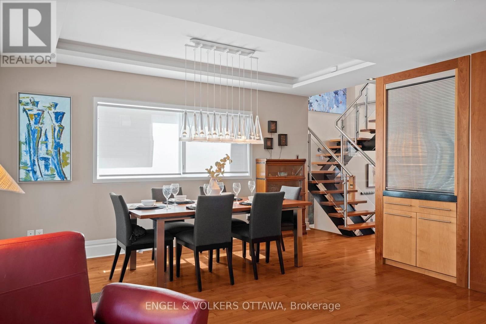 93 GILCHRIST AVENUE Image 12