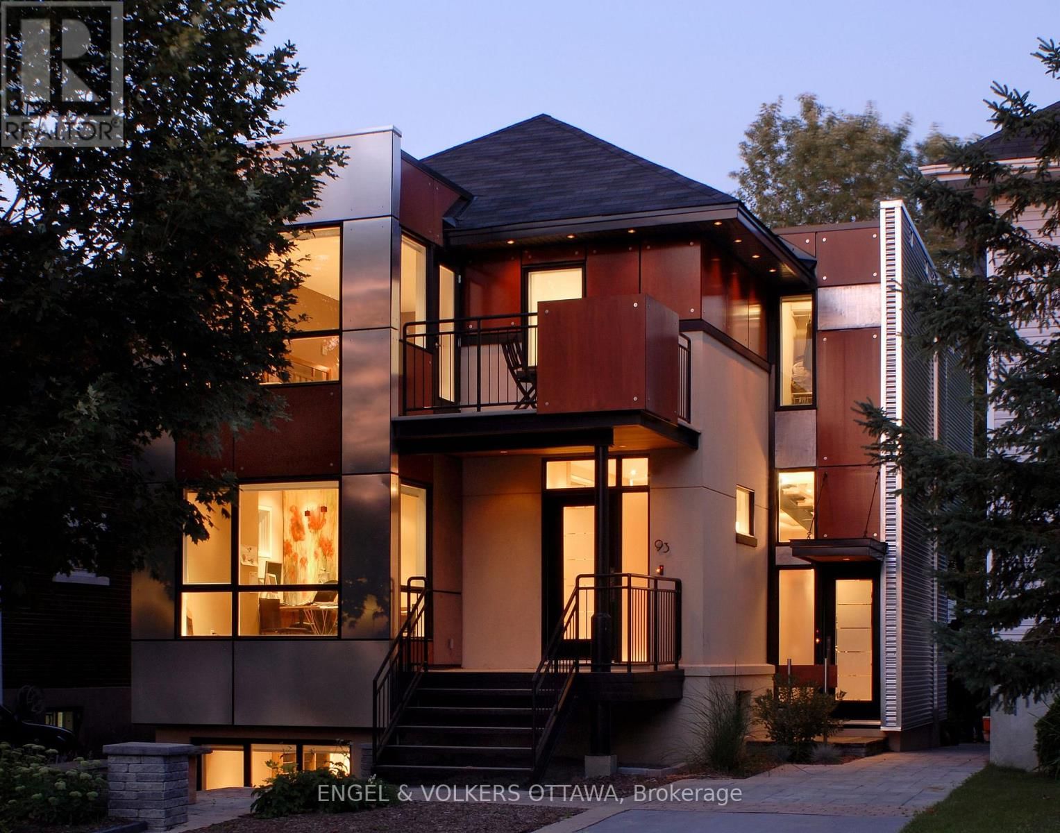 93 GILCHRIST AVENUE Image 2