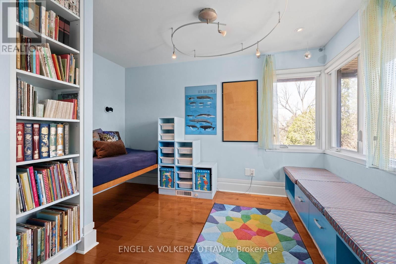 93 GILCHRIST AVENUE Image 38